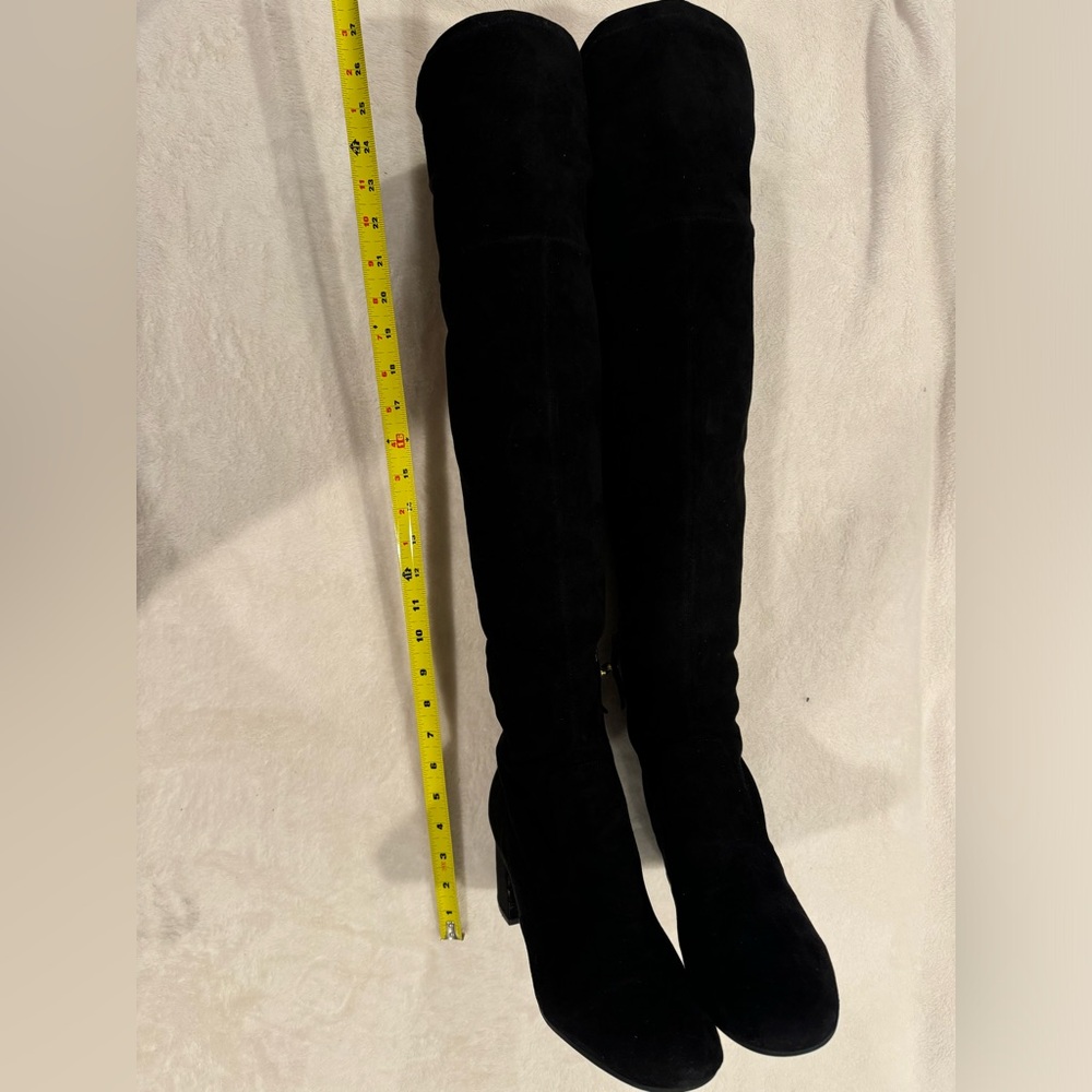 Black -Knee high Women's Boots. Vegan suede. Great condition